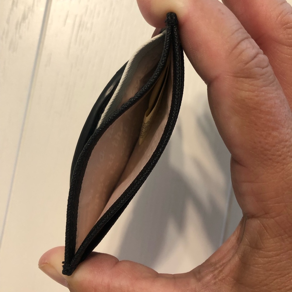 Kate Spade Rambling Roses Monkey Card Case NWT - Picture 4 of 5